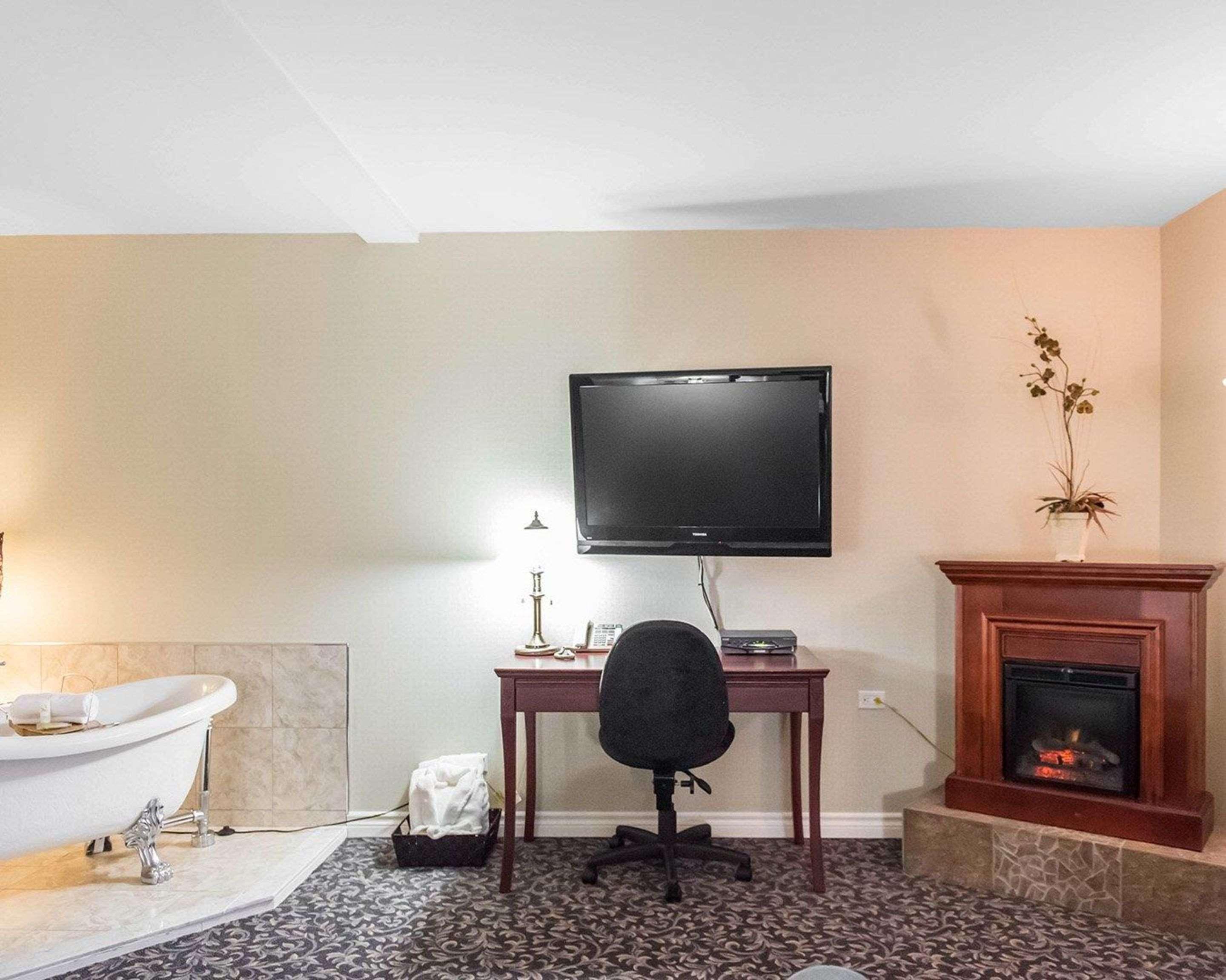 Quality Inn מונט-לורייה מראה חיצוני תמונה
