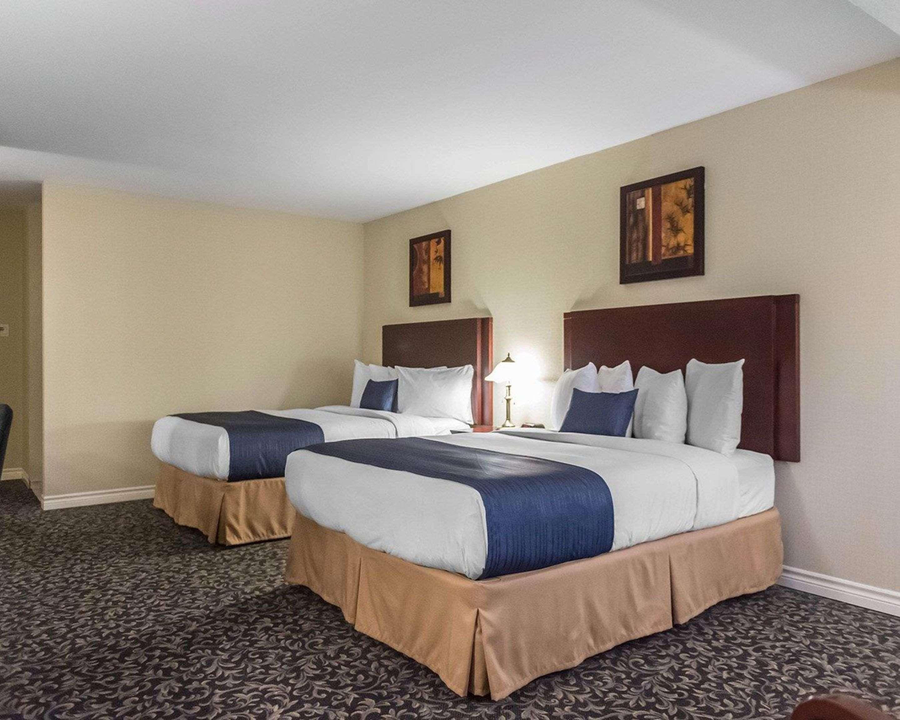 Quality Inn מונט-לורייה מראה חיצוני תמונה